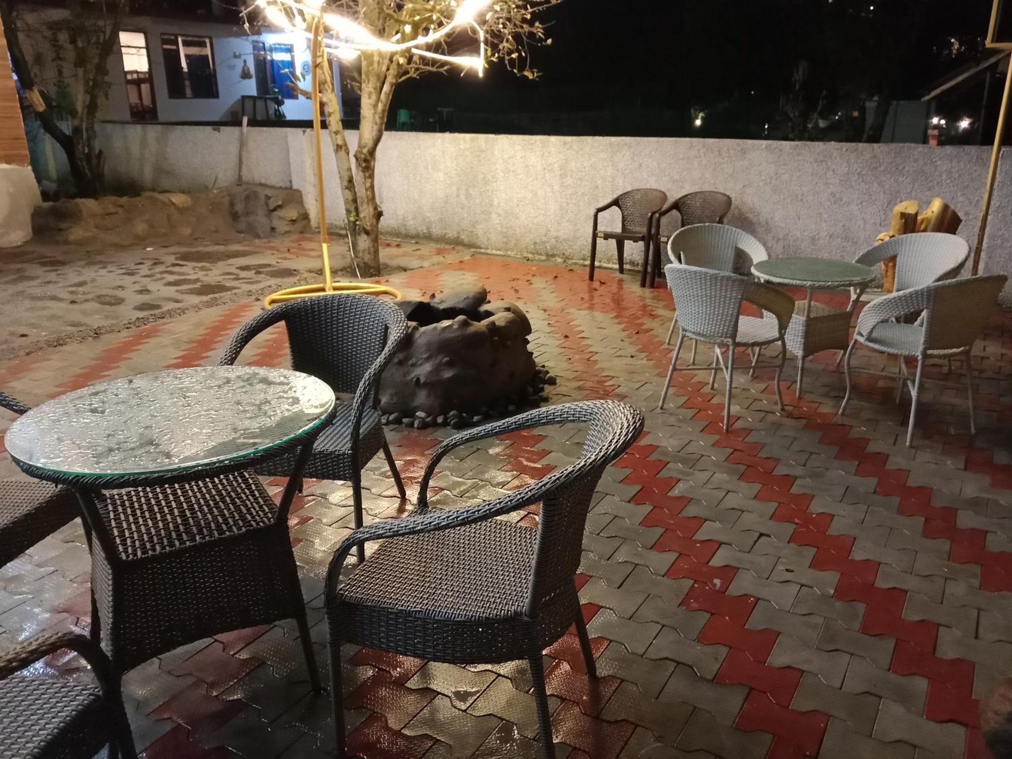 Hotel Apple Flower Манали Экстерьер фото